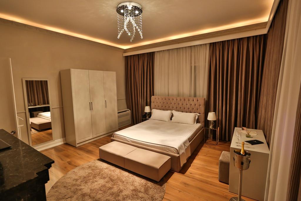 Padam Boutique Hotel Tirana Exterior foto